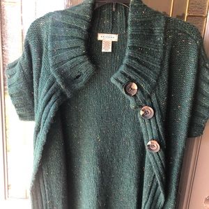 Arizona knit cardigan, size M, circular shape. Hunter green with color specs.